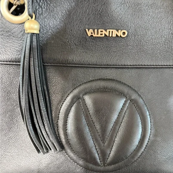 Mario Valentino Black Leather Shoulder Bag with Gold Chain - Picture 7 of 15